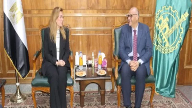 محافظ القليوبية يبحث التعاون مع الاكاديمية الوطنية للتدريب وتاهيل الشباب