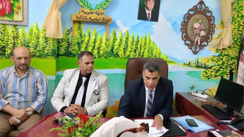 إستعدادا للإمتحانات مدير تعليم الخانكة يلتقي الموجهين الاوائل