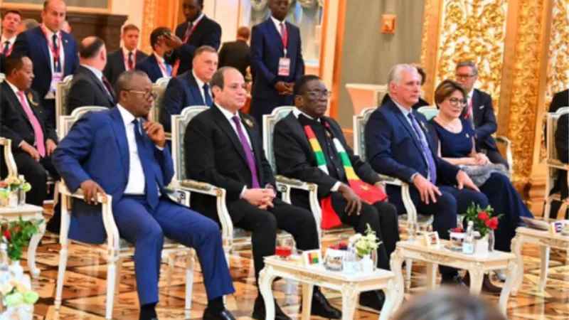 الرئيس السيسي يشارك فى حفل عشاء أقامه بوتين للرؤساء