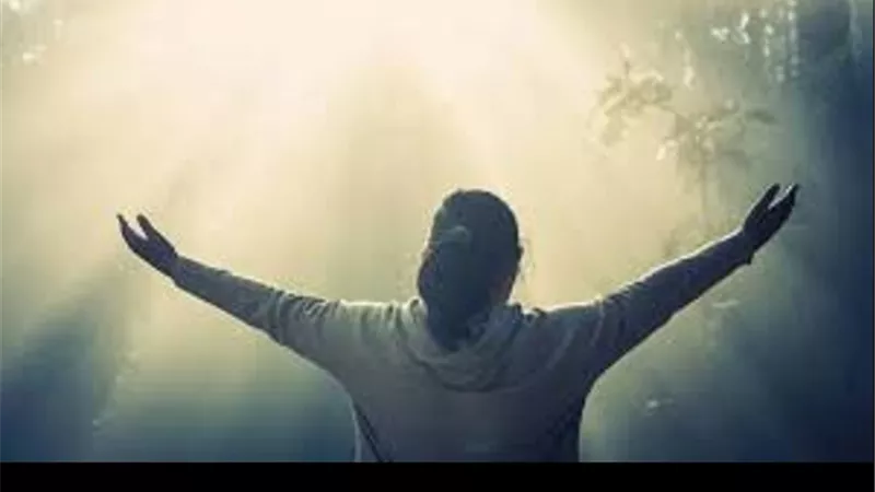 سُحب المعاصى تُظلم القلب..اللهم جدد الايمان فى قلوبنا