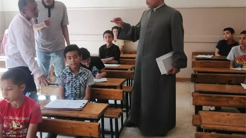 قيادات الأزهر بالقليوبية في جولات ميدانية لمتابعة امتحانات النقل