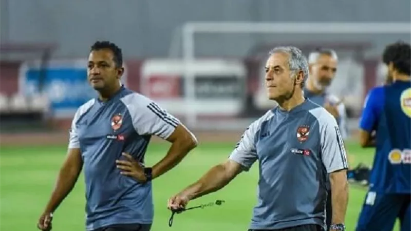 سامي قمصان يكشف ماذا قال لكولر بعد مشهد قذف الزجاجات .. شاهد
