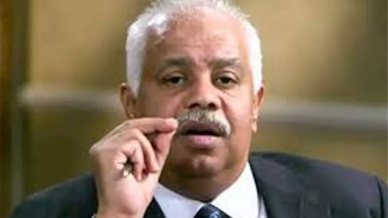 حمدي رزق: مصلحة الضرائب باتت سندا للممولين