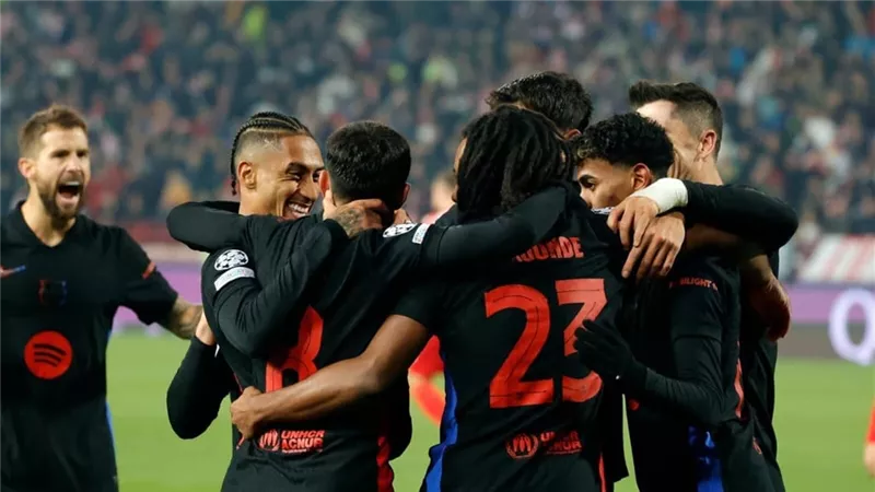 كلاسيكو الأرض.. تشكيل برشلونة أمام ريال مدريد.. يامال ورافينيا في الهجوم