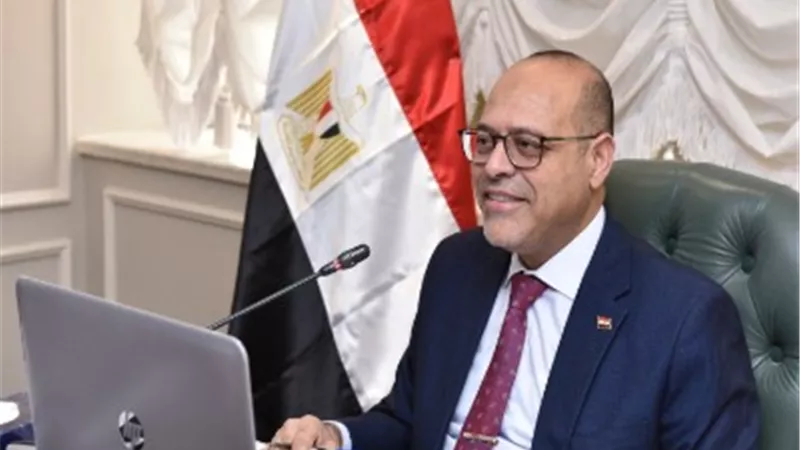 تصديق الرئيس السيسي على قانون العمل خطوة جديدة نحو بيئة عمل عادلة