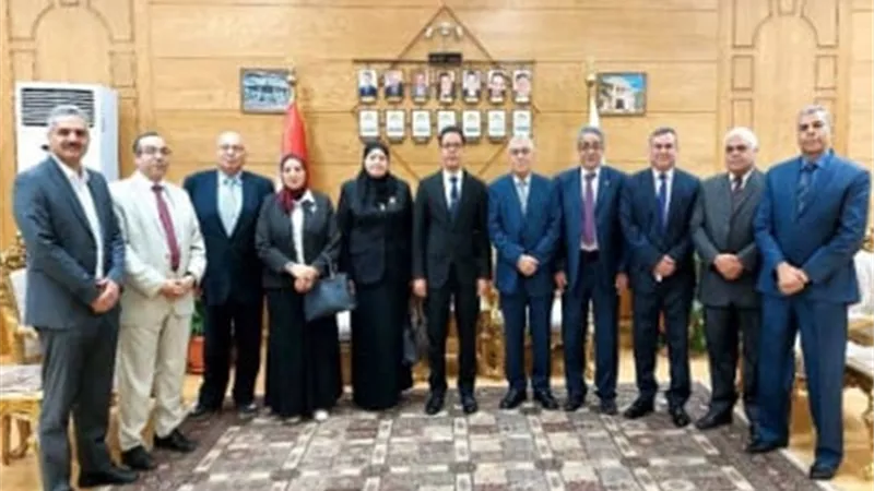 رئيس جامعة بنها يستقبل فرق اعتماد ضمان جودة التعليم