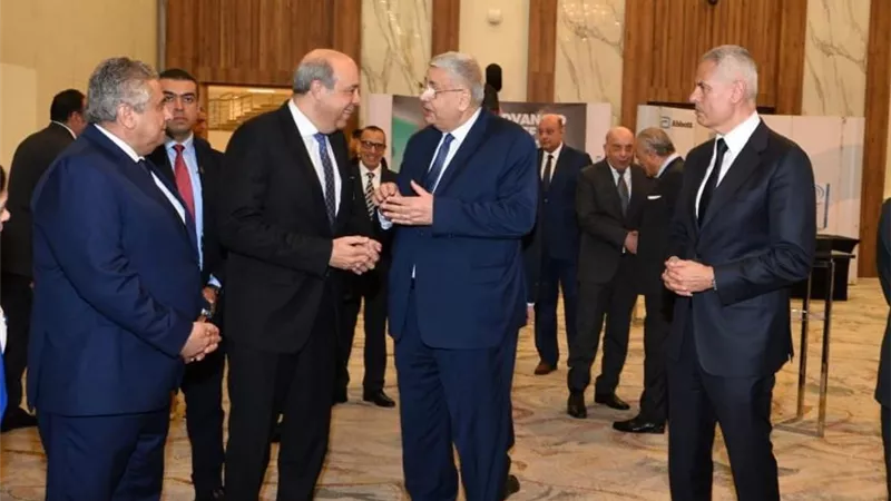 ختام فعاليات مؤتمر مستشفى مصر للطيران وسط إشادة واسعة بالتحول الر