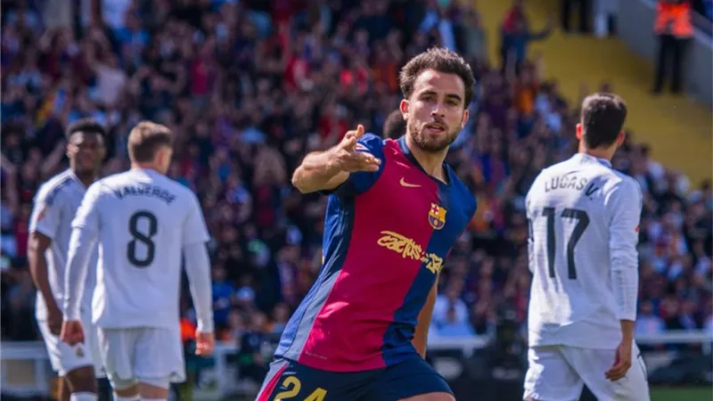 جارسيا يسجل هدف تقليص الفارق لبرشلونة أمام ريال مدريد