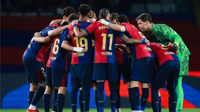 مهاجم برشلونة يطلب الرحيل في الميركاتو الصيفي