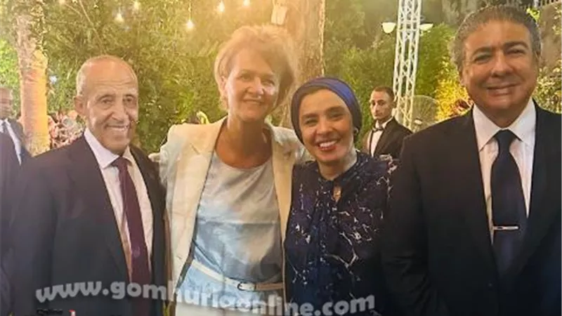 المستشار سامح عبدالحكم وحرمه السيدة منى السيسى ضيف شرف الاحتفال