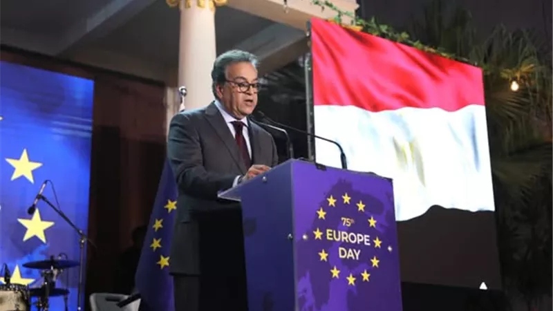 عبدالغفار يؤكد: الاتحاد الأوروبي حليفاً رئيسياً في رحلة التنمية بمصر