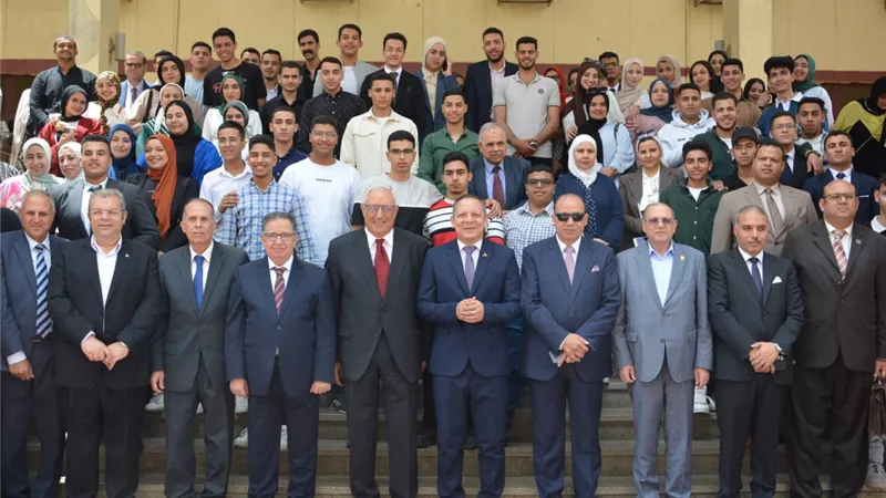حمدان يشهد ندوة علمية حول