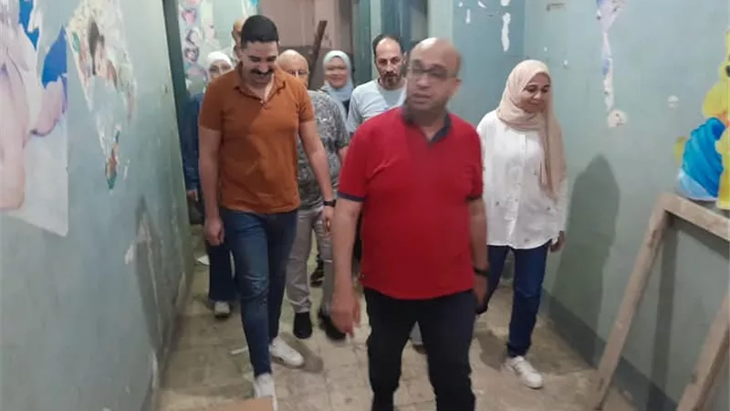 وكيل صحة دمياط يفاجئ المخزن الإقليمي للمستلزمات الطبية