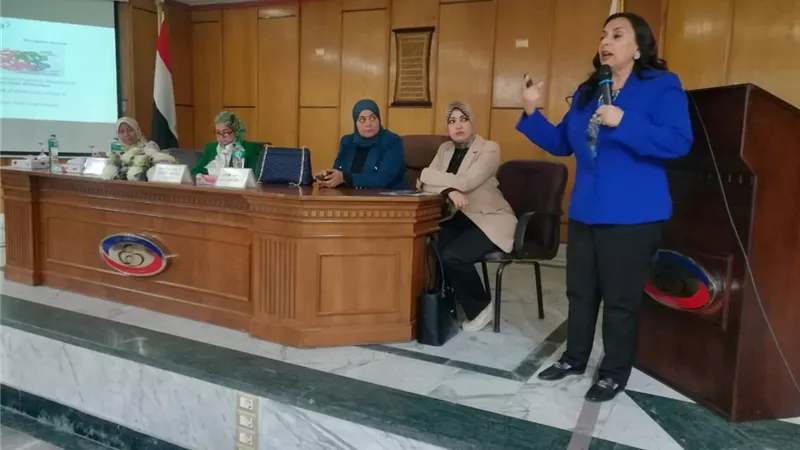 عبد الغفار: التثقيف الصحي يمثل محورًا رئيسيًا في دعم المرضى