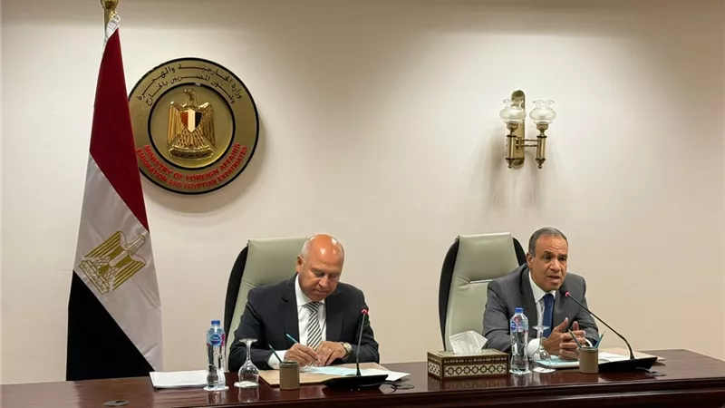وزير الخارجية يستقبل نائب رئيس الوزراء للتنمية الصناعية