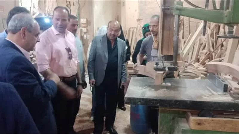 تطوير ورش ومصانع الأخشاب والموبليا بدمياط