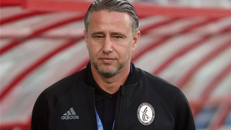 ريجيكامف يرد على أنباء توليه تدريب الزمالك خلفا لأيمن الرمادى