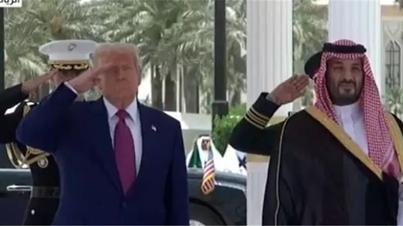ولي العهد السعودي يستقبل ترامب في قصر اليمامة بالرياض