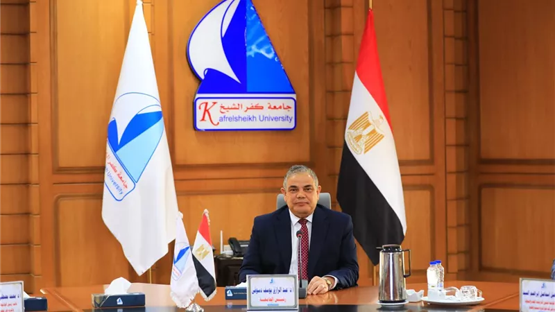 مجلس عمداء جامعة كفر الشيخ يؤكد متابعة اعمال امتحانات الفصل الاول