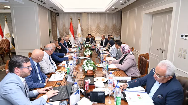 وزير الشباب يترأس اجتماع مجلس إدارة صندوق التمويل الأهلي