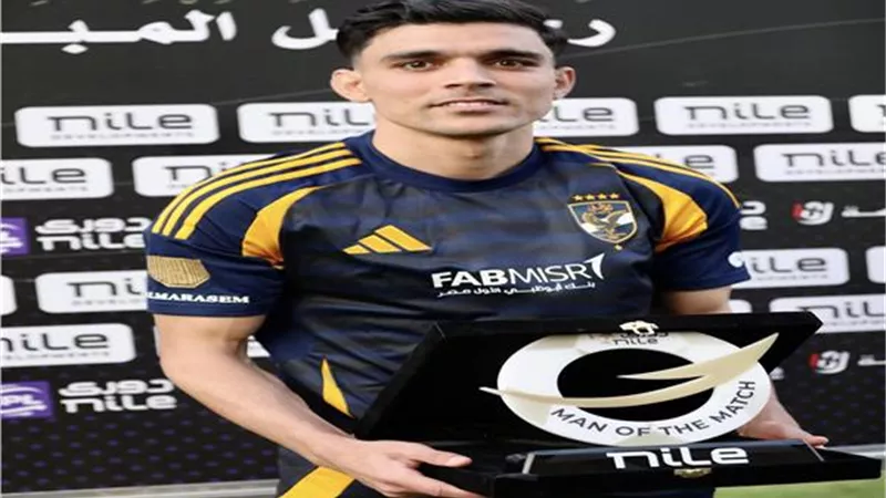 بن شرقي أفضل لاعب في مباراة الأهلي وسيراميكا بالدوري