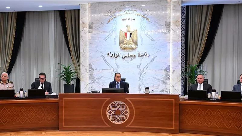 رئيس الوزراء: إقامة مشروعات كبرى لتحقيق التنمية المستدامة