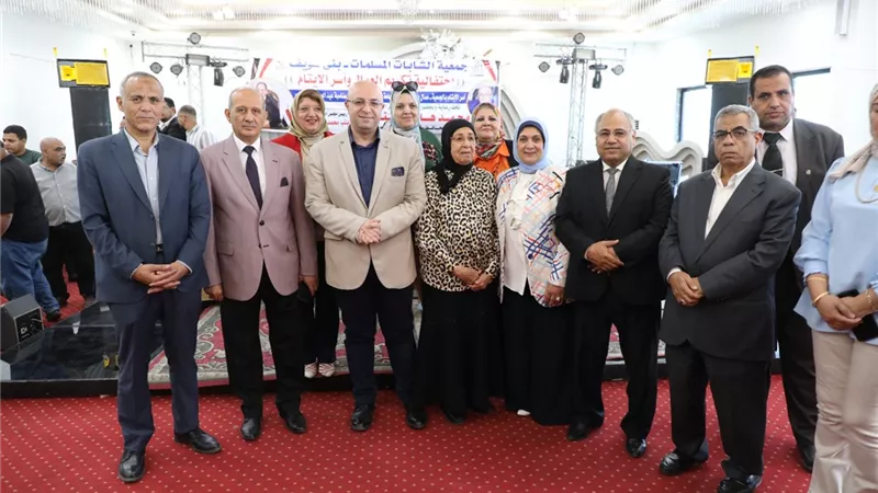 محافظ بني سويف يشهد احتفالية تكريم عمال النظافة
