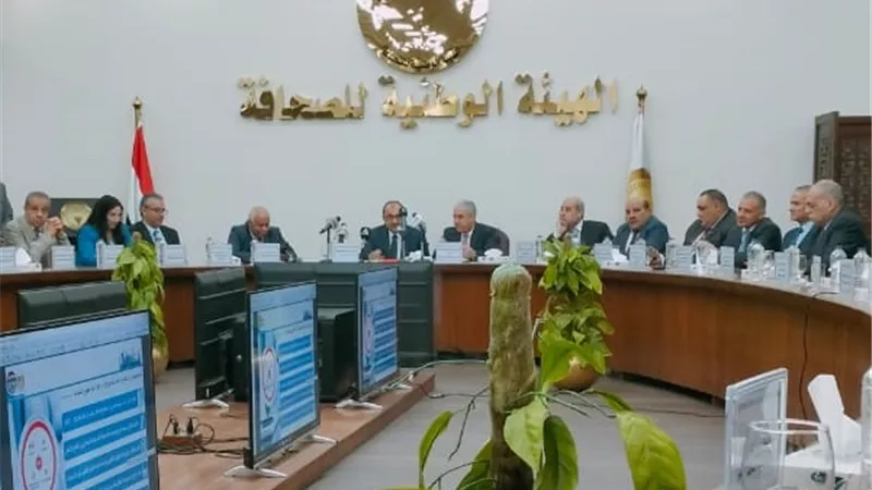 الشوربجي يشيد بإحياء شركة النصر للسيارات وبدء التصنيع الفعلي لاتوبيسات النقل