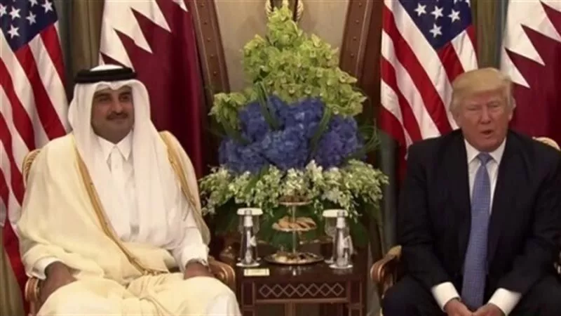 أمير قطر والرئيس الأمريكي يبحثان آخر التطورات الإقليمية والدولية