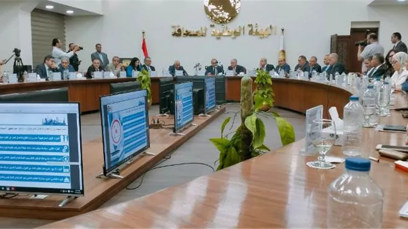 وزير قطاع الأعمال: نستهدف تحقيق إيرادات ١٢٨ مليار جنيه من الشركات القابضة