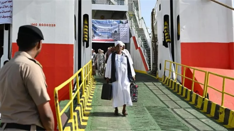 ميناء جدة الإسلامي يستقبل أولى طلائع حجاج 1446هـ