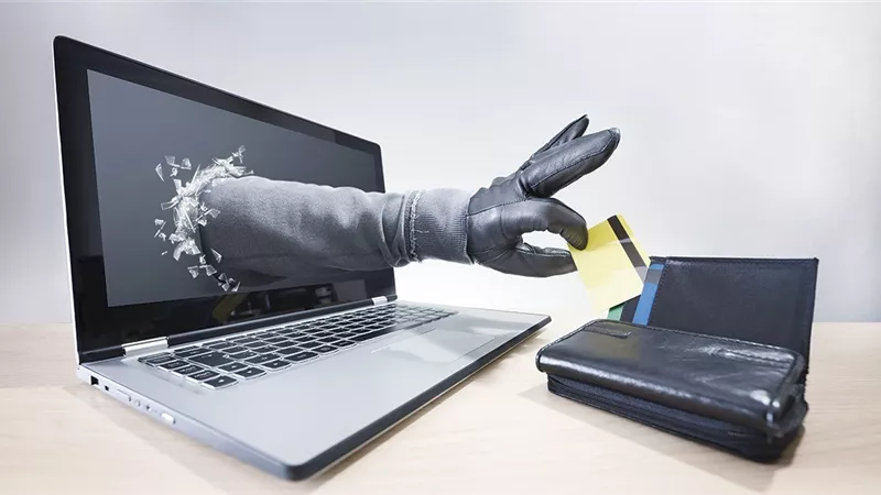 الاحتيال الإلكتروني في العالم العربي: كيف تحمي نفسك في زمن الاختراقات الذكية؟