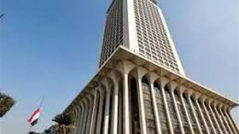 وزارة الخارجية توجه نداءً عاجلاً للمصريين في ليبيا