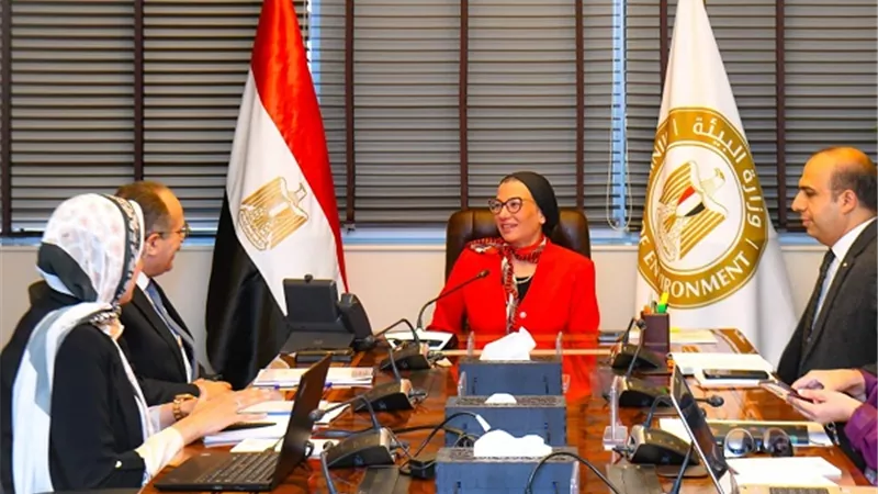 وزيرة البيئة: لدينا استراتيجية واضحة لإعادة تدوير كافة أشكال المخلفات