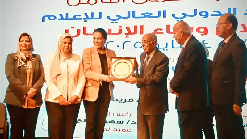 تحديث مناهج الإعلام لمواكبة عصر الذكاء الاصطناعي..أهم توصيات مؤتمر إعلام الشروق