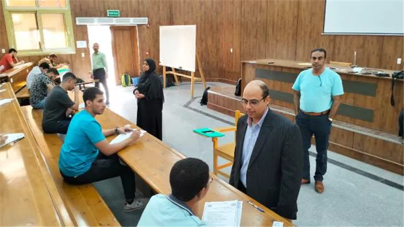 انطلاق الامتحانات بكلية الطب و الجراحة بجنوب الودي الاهلية