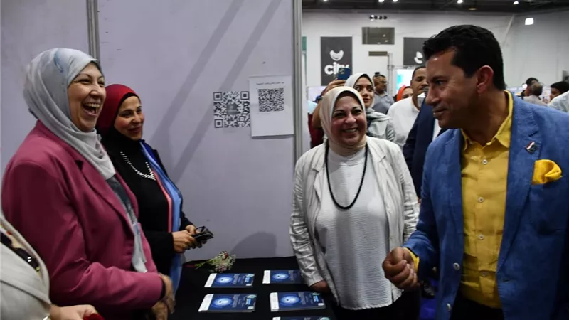 وزير الشباب ومحافظ القليوبية يفتتحان ملتقي 