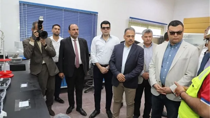 وزيرالإسكان ومحافظ الشرقية يتفقدان مشروع صرف صحي ميت جابر