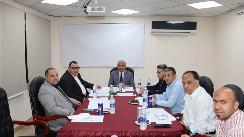 مجلس إدارة داري الإقامة بجامعة أسيوط يناقش خطط تطوير الخدمات