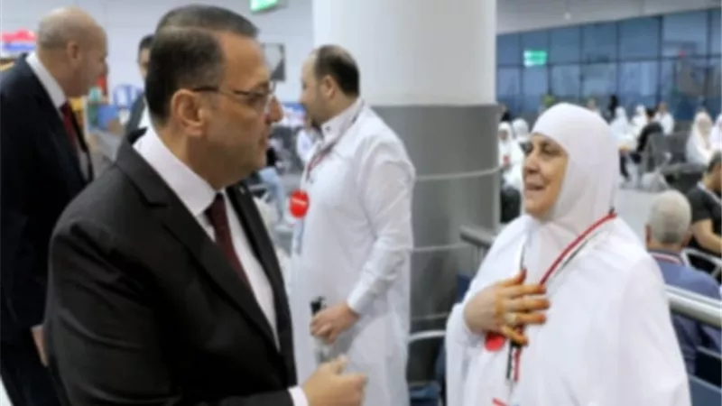 مساعد وزير الداخلية رئيس بعثة الحج حرص على وداع الحجاج وتهنئتهم