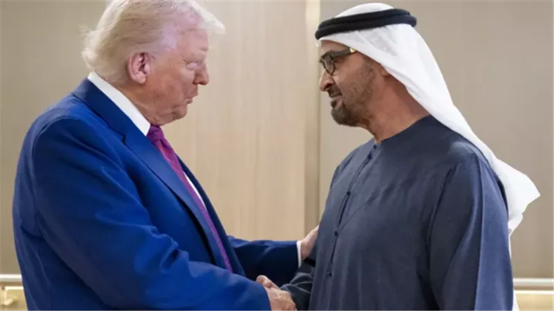 ترامب يدعو محمد بن زايد لزيارة البيت الأبيض