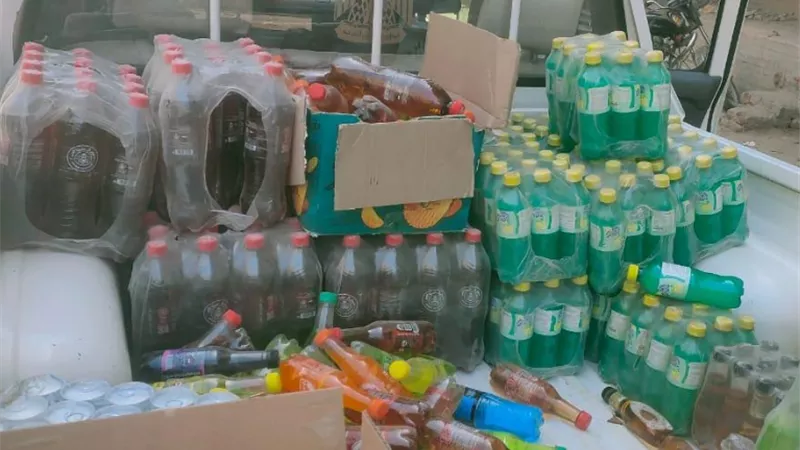 ضبط 650 زجاجة مشروبات غازية منتهية الصلاحية بالأقصر