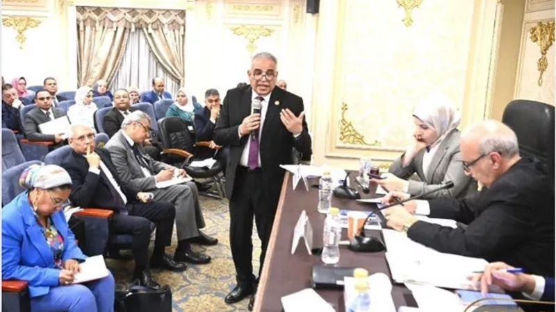 جامعة طنطا تعرض رؤيتها لدعم البحث العلمى أمام مجلس النواب