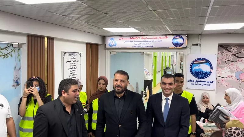 شباب مستقبل وطن الغربية يرسمون البسمة على وجوه أطفال معهد الأورام
