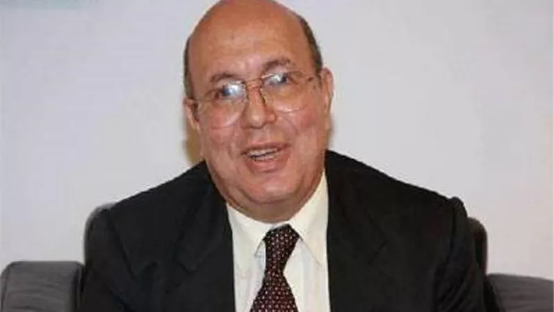 الدكتور أحمد تيمور فى أمسية شعرية بالأوبرا