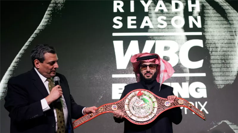 تركي آل الشيخ يعلق علي تشكيل الاتحاد السعودي للملاكمة الجديد