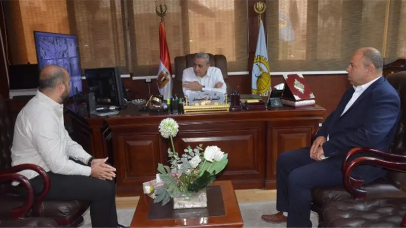 محافظ الغربية يوجه بتذليل المعوقات بمصنع تدوير المحلة الكبرى