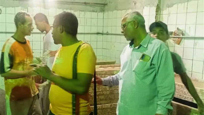 إعدام أغذية غير صالحة للإستهلاك الآدمى بمدن كوم أمبو والسباعية