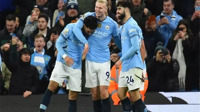 عمر مرموش يتصدر الأغلى في الدوري الإنجليزي هذا الموسم