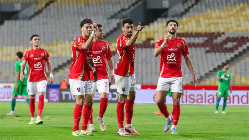 وسام والسولية والشحات أبرز بدلاء الأهلي أمام البنك في دوري نايل